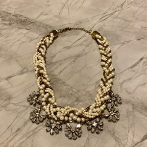 Statement necklace